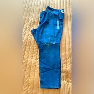 Old Navy Rockstar Super Skinny Mid-Rise size 30w. Plus size. New with Tag.